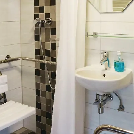 Apartment Arnstadter Str. T *